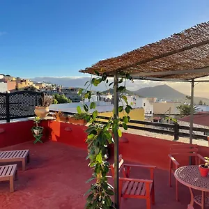 https://sansofi-hostel.tenerifehoteles.net
