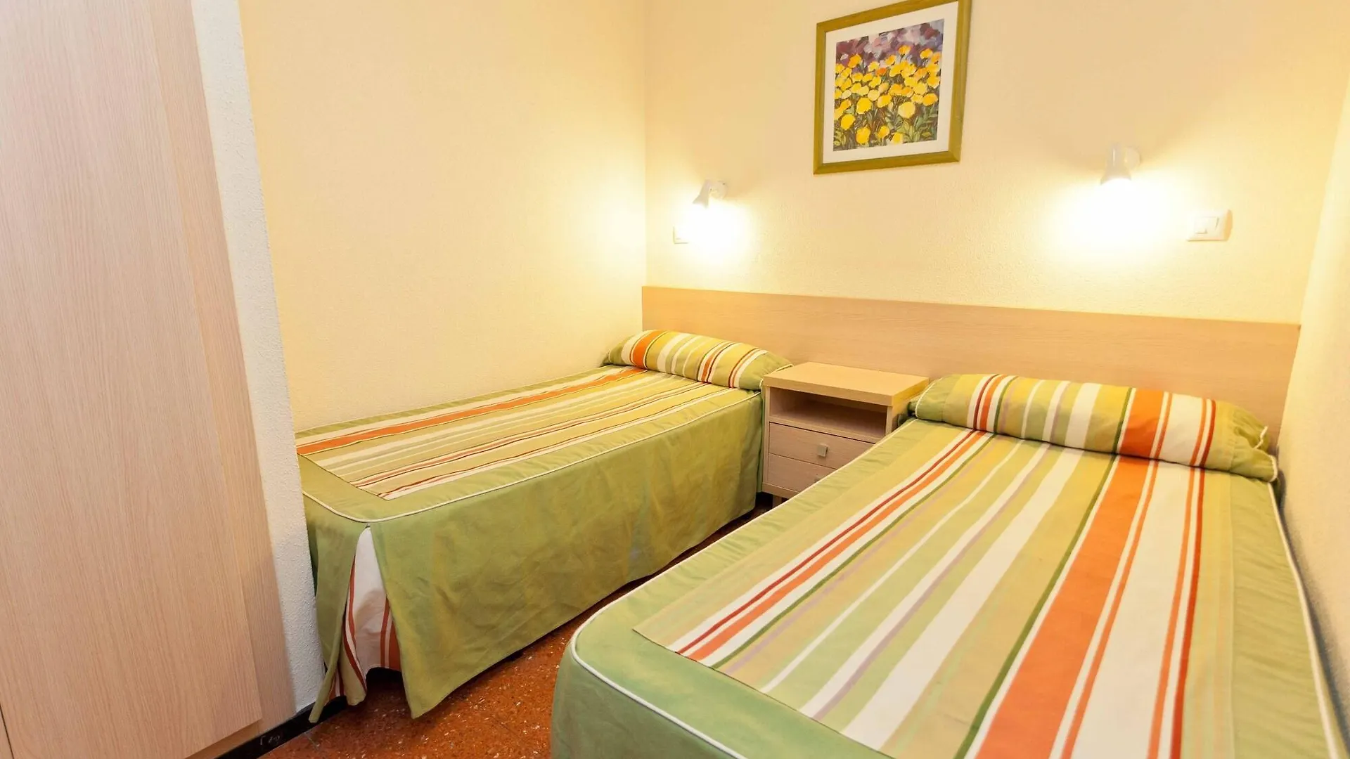 Apartamentos Las Gondolas Playa del Inglés Apartment